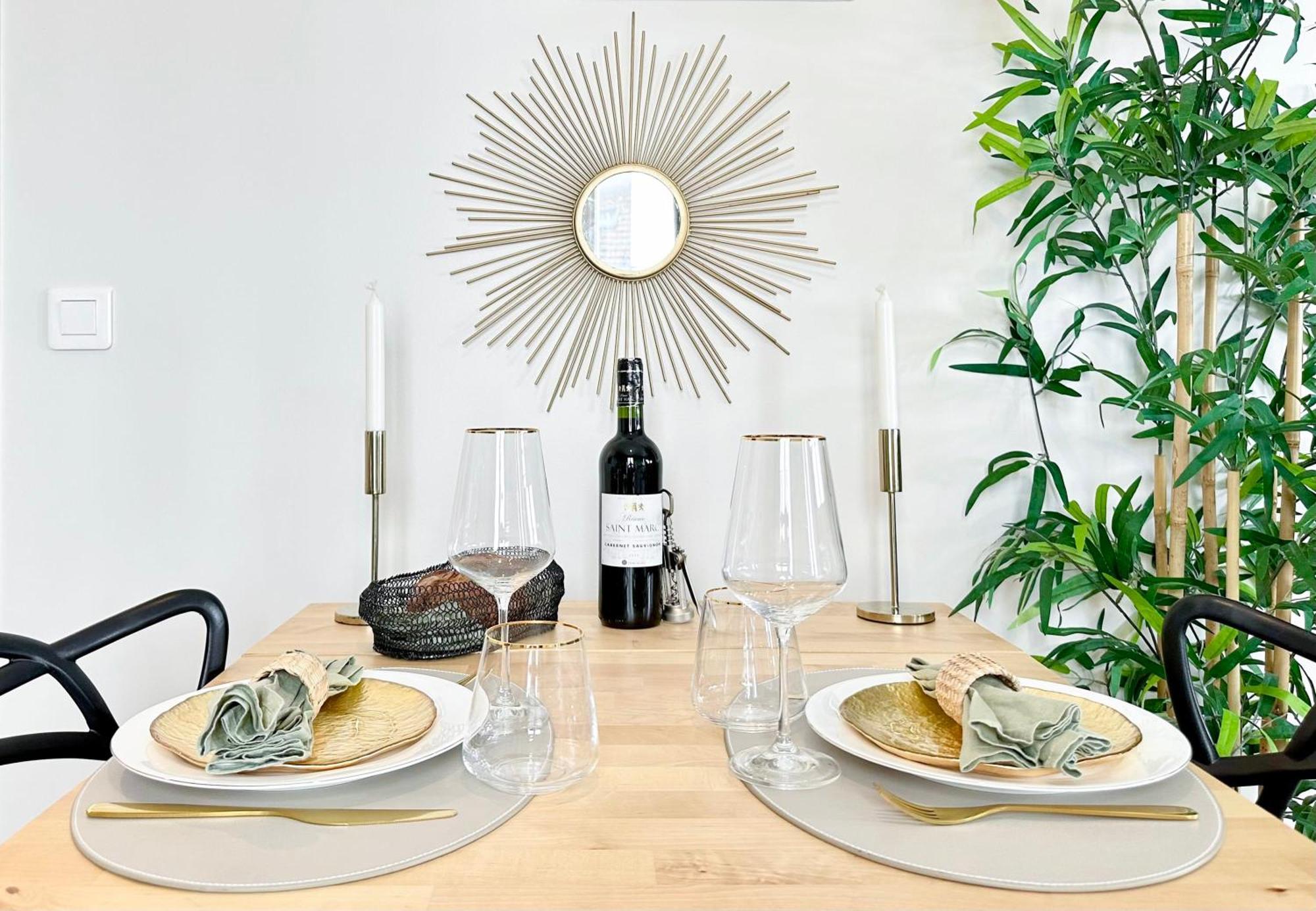Stylish & Chic Duplex Near Eiffel Tower Apartment Paris Ngoại thất bức ảnh
