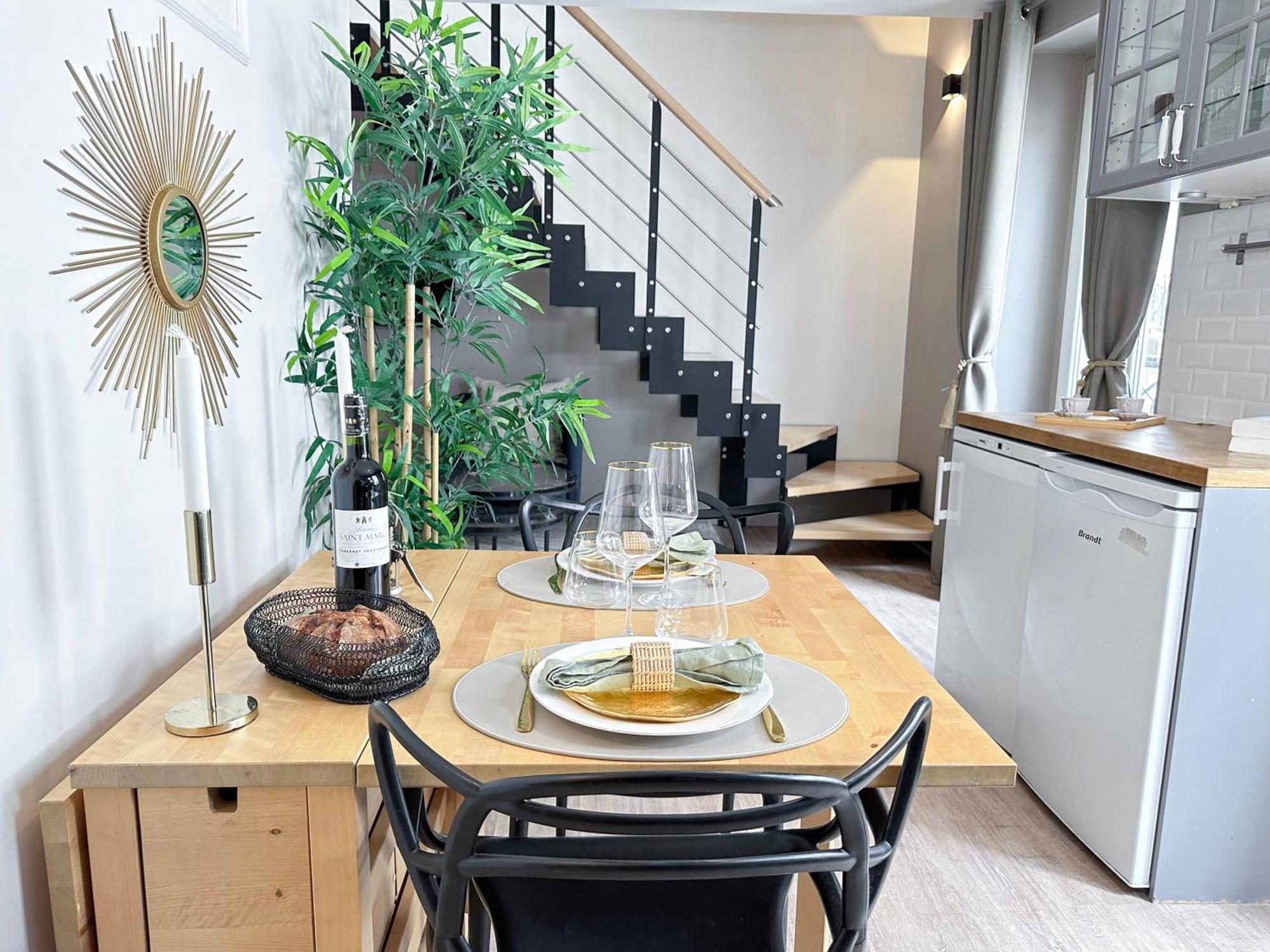 Stylish & Chic Duplex Near Eiffel Tower Apartment Paris Ngoại thất bức ảnh
