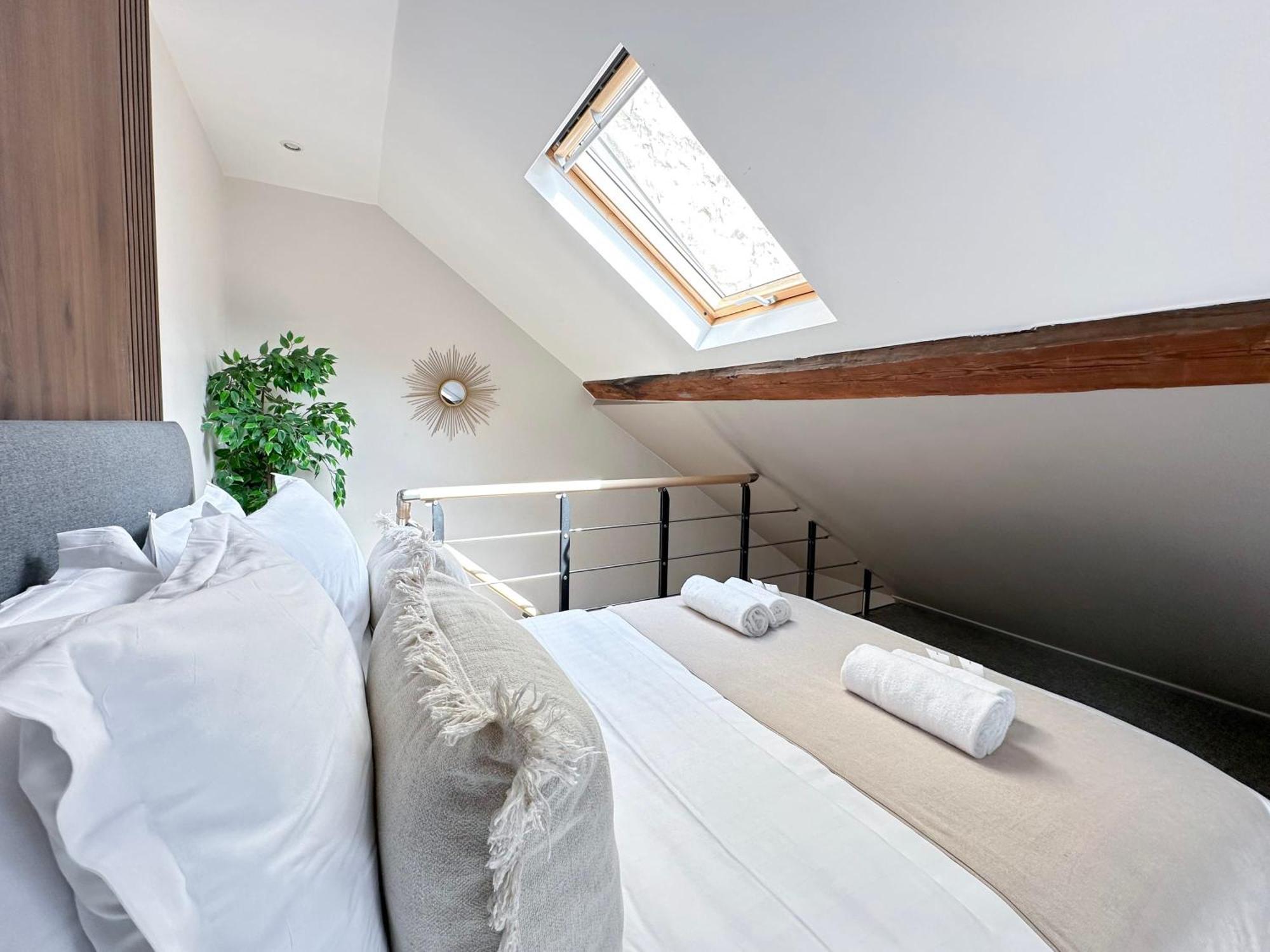 Stylish & Chic Duplex Near Eiffel Tower Apartment Paris Ngoại thất bức ảnh